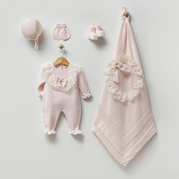 طقم مستشفى دانتيل